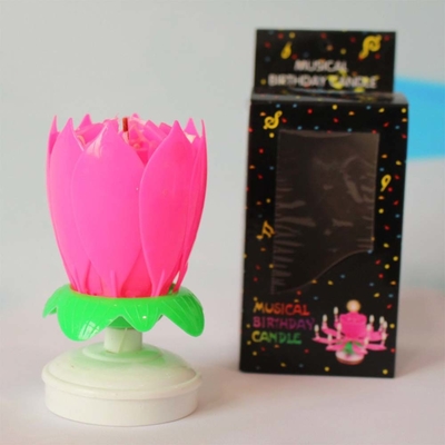 Fuochi d'artificio a forma di fiore multicolore Candele di torta di compleanno che ruotano Candela musicale di torta di compleanno