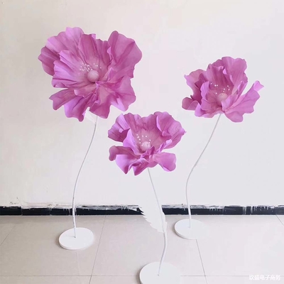 Elegante Giant Foam Peony Wedding Flower Runner con ferro elettroplato e stile moderno